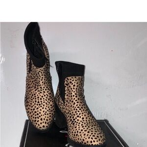 Qupid Tan and Black Leopard Ankle Boots